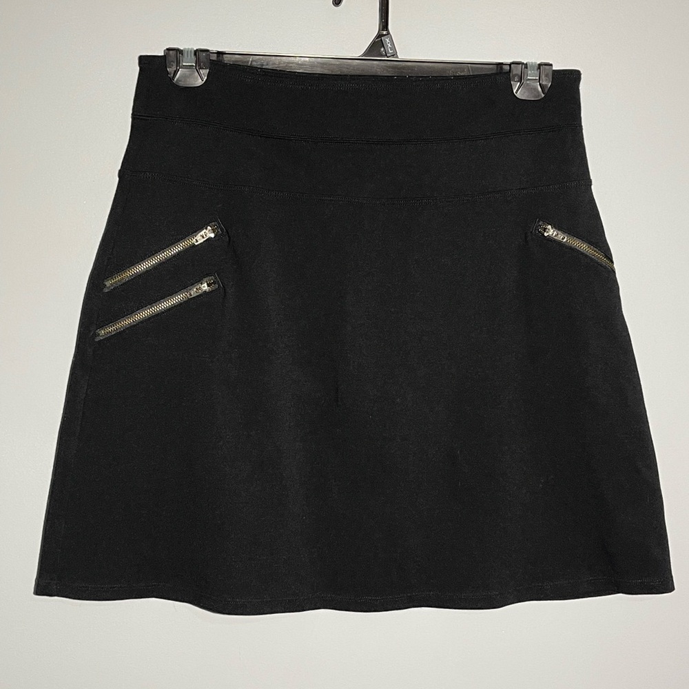 Black Skirt with Zipper Accents